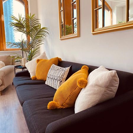 Spacious 2 Bedroom City Pad In Old Street Лондон Екстериор снимка