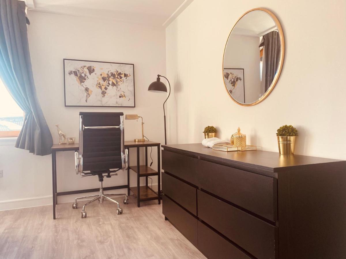 Spacious 2 Bedroom City Pad In Old Street Лондон Екстериор снимка