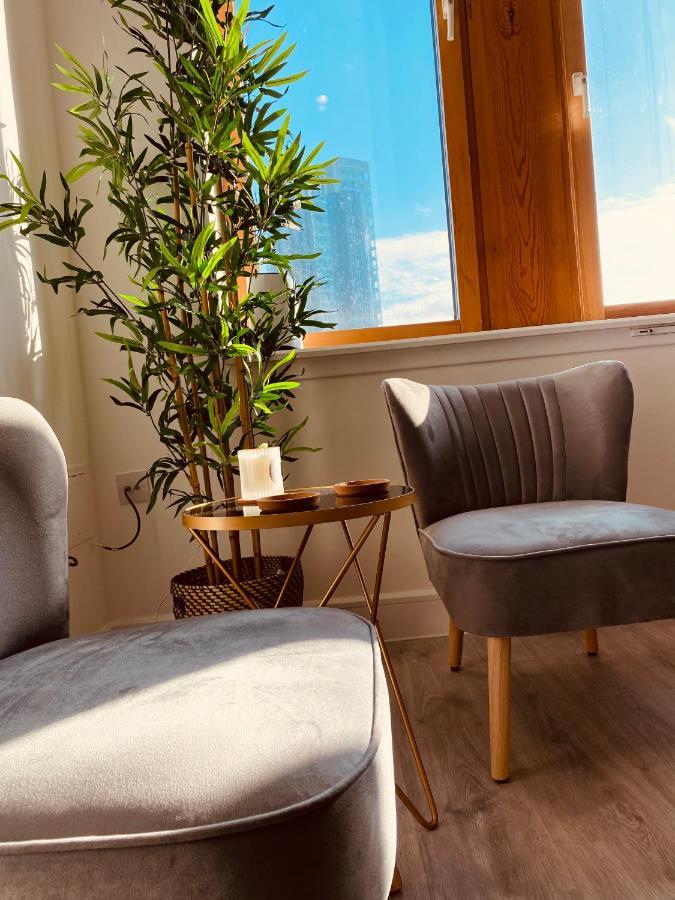 Spacious 2 Bedroom City Pad In Old Street Лондон Екстериор снимка